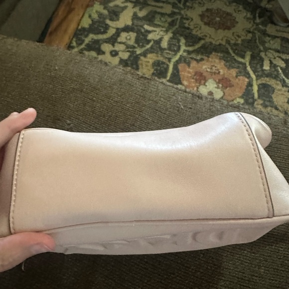 DKNY camera bag - Picture 4 of 4